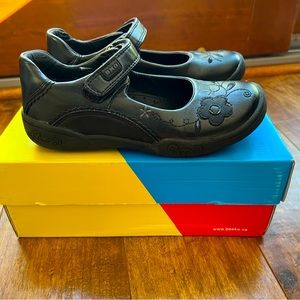 Black Holidays BKO Beeko Alecia Mary Jane floral girls Shoes size 32/US 1,5 New